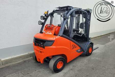 Nestekaasutrukki 2016  Linde H30T (5)