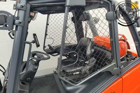 Nestekaasutrukki 2016  Linde H30T (7)