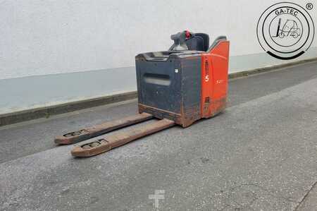 Horizontal-Kommissionierer 2007  Linde T20SP (1)