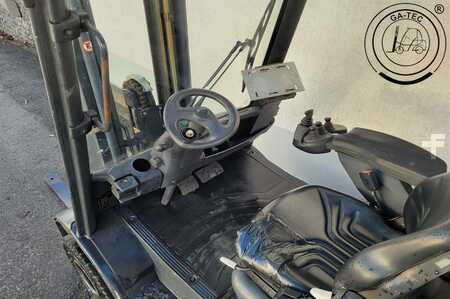 LPG VZV 2005  Linde H25T (8)