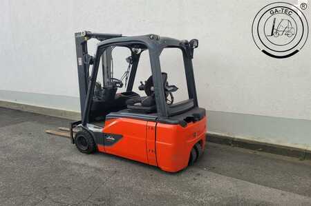 Elektryczne 3-kołowe 2015  Linde E16 L EVO (3)