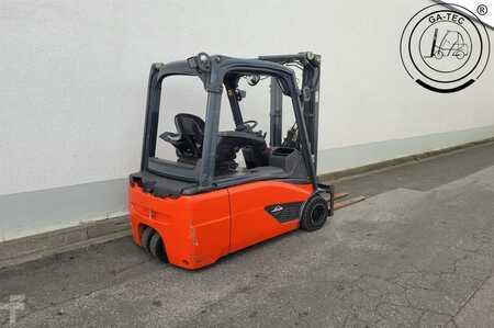 Elektryczne 3-kołowe 2015  Linde E16 L EVO (5)