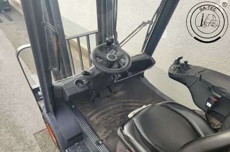 Wózki widłowe diesel 2016  Linde H20D (8)
