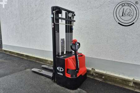 Stacker pedestre 2023  EP Equipment WSA161 (3)