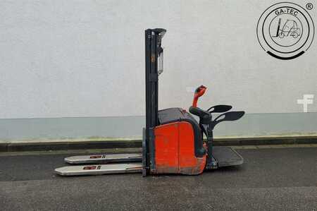 Pallet Stackers 2007  Linde L14APi (2)
