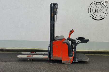 Pallet Stackers 2007  Linde L14APi (8)