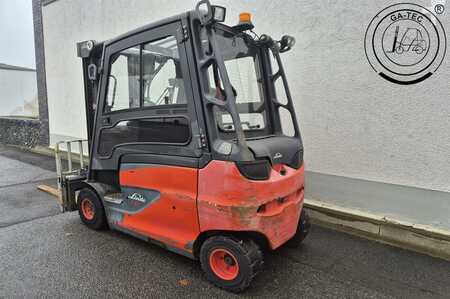 Eléctrico - 4 rodas 2011  Linde E25/600 HL (3)