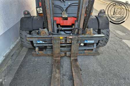 Treibgasstapler 2006  Linde H50T (6)