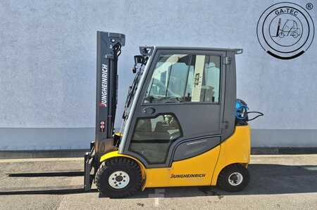 Wózki gazowe 2015  Jungheinrich TFG 316S (2)