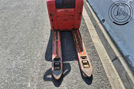 Electric Pallet Trucks 2021  Linde MT15 (8)