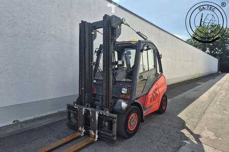 Chariots élévateurs diesel 2013  Linde H45D 394-02 EVO (1)