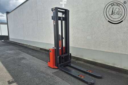 Hochhubwagen 2021  Linde ML 10 (4)
