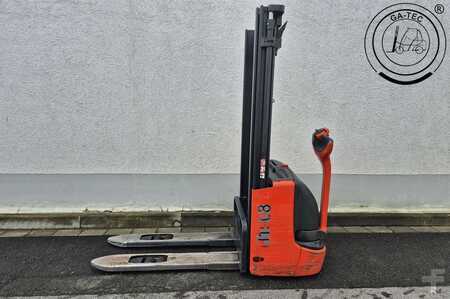 Ruční vysokozdvižný vozík 2019  Linde L12 (2)