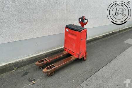 Elektrische palletwagens 2020  Linde T18 (1)