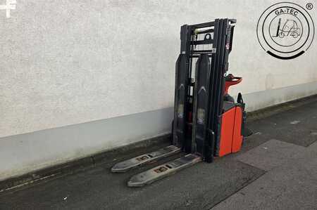 Elektromos emelőkocsik 2013  Linde L14AP (1)