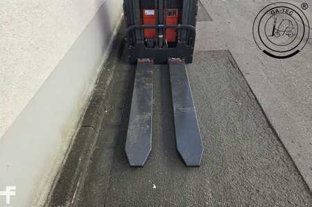 Elektromos emelőkocsik 2013  Linde L14AP (8)