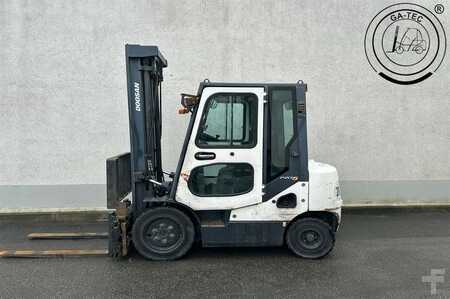 Dieselstapler 2013  Doosan D25S-5 (2)