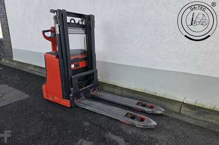 Stapelaars 2019  Linde D06 Doppelstock (4)