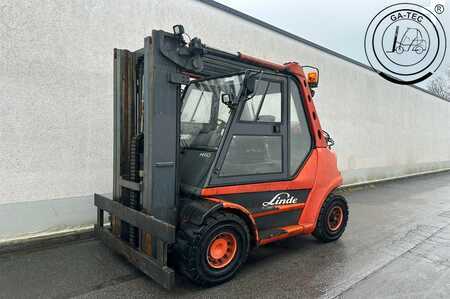 Gázüzemű targoncák 2005  Linde H60T-03 (1)