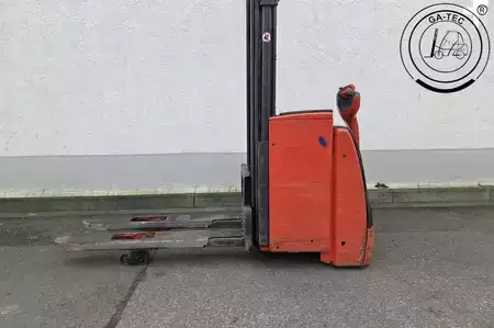 Apilador eléctrico 2018  Linde L14i (4)