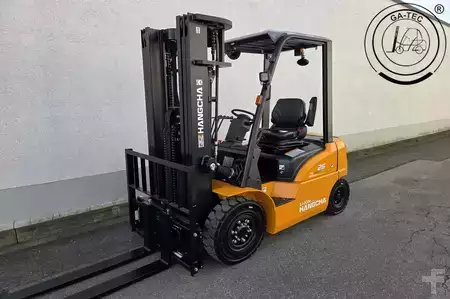 Sähkö - 4 pyör 2025  HC (Hangcha) CPD25 (1)