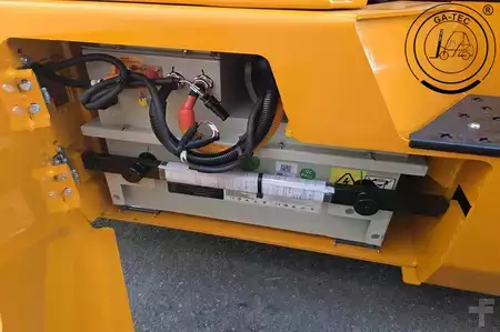 Sähkö - 4 pyör 2025  HC (Hangcha) CPD25 (10)