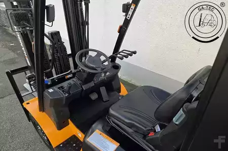 Sähkö - 4 pyör 2025  HC (Hangcha) CPD25 (8)