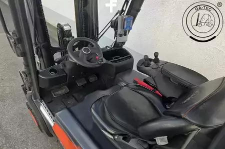 Elektrisk- 4 hjul 2020  Linde E18 (7)