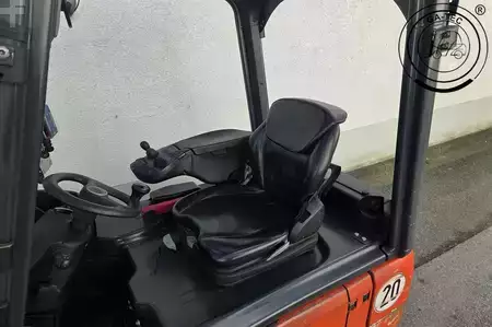 Elektrisk- 4 hjul 2020  Linde E18 (8)