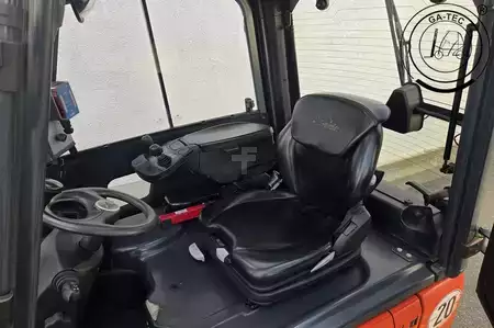 Elektrisk- 4 hjul 2020  Linde E18 (7)