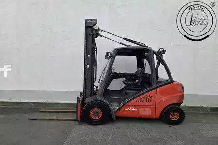 Diesel gaffeltruck 2008  Linde H30D (2)