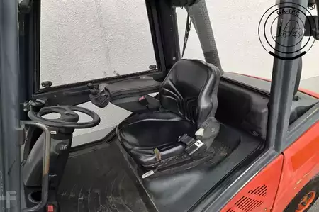 Diesel gaffeltruck 2008  Linde H30D (7)