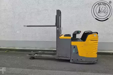 Annet 2016  Jungheinrich ERD 220 (4)