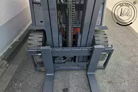 Diesel gaffeltruck 2007  Linde H30D (6)