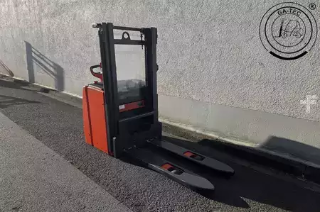 Ruční vysokozdvižný vozík 2020  Linde L14 (4)