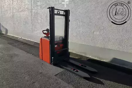 Ruční vysokozdvižný vozík 2017  Linde L16 (4)
