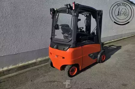 Chariots électriques à 4 roues 2020  Linde E20PH EVO (5)