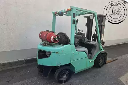 LPG heftrucks 2015  Mitsubishi FG25T (5)