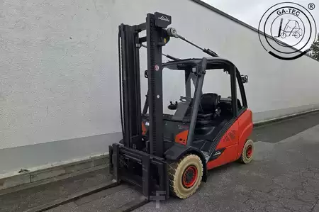 Nestekaasutrukki 2016  Linde H35T (1)