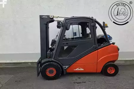 Chariots élévateurs GPL 2005  Linde H35T (2)