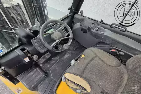 Treibgasstapler 2012  Yale GPL55VX (8)