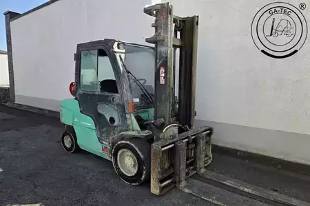 Carrelli elevatori GPL 2011  Mitsubishi FG 35 N (4)