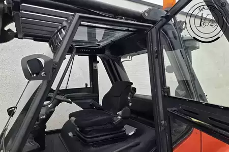 Diesel gaffeltruck 2012  Linde H70D (7)
