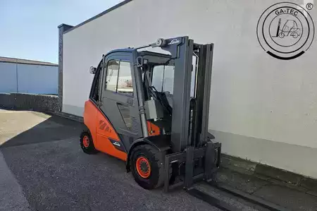 Empilhador a gás 2019  Linde H30T (4)
