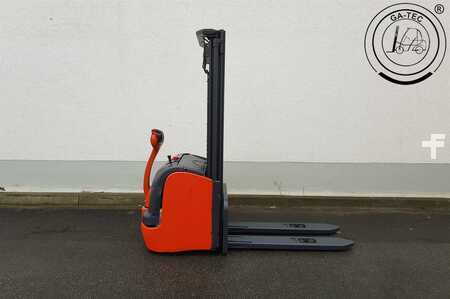Wózek wysokiego podnoszenia 2000  Linde L16 (5)