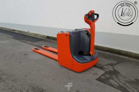 Niederhubwagen 2012  Linde T20 (3)