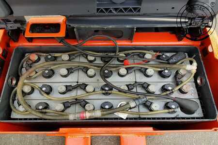 Niederhubwagen 2012  Linde T20 (8)