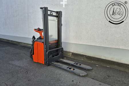 Vertical order pickers 2011  Linde L14APi (4)