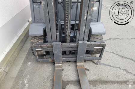 LPG VZV 2010  Linde H25T (6)