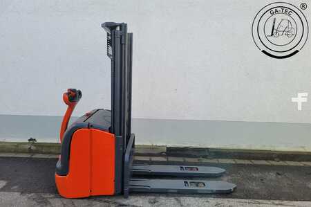 Pallet Stackers 2008  Linde L14i (5)